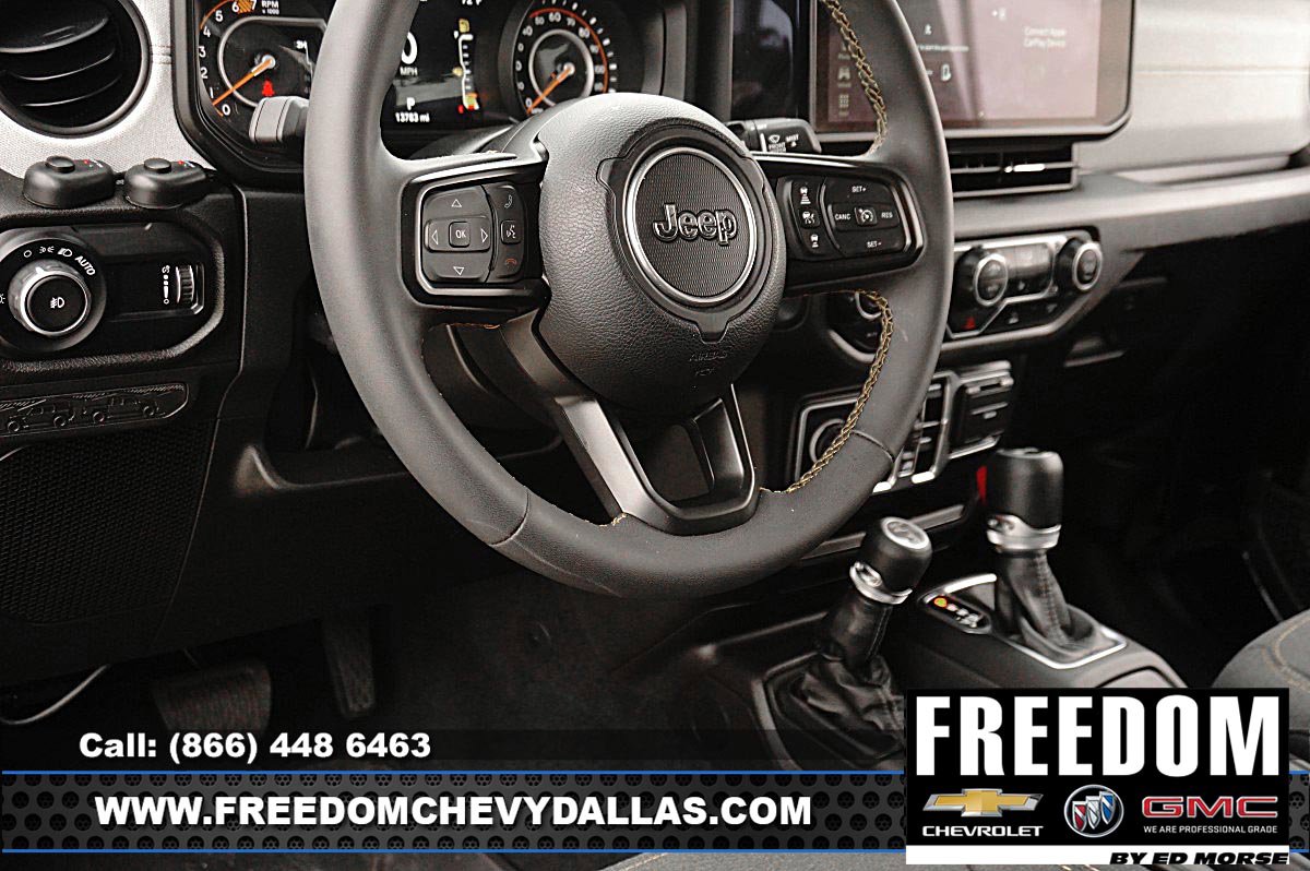 Used 2024 Jeep Wrangler Unlimited Sport AWD/4WD image 25