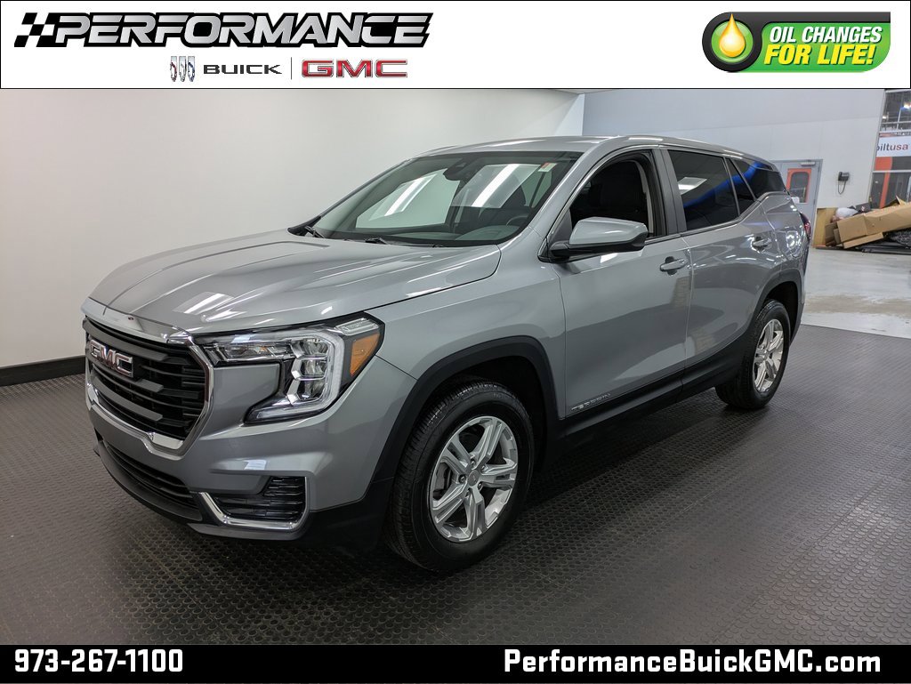 Used 2024 GMC Terrain SLE