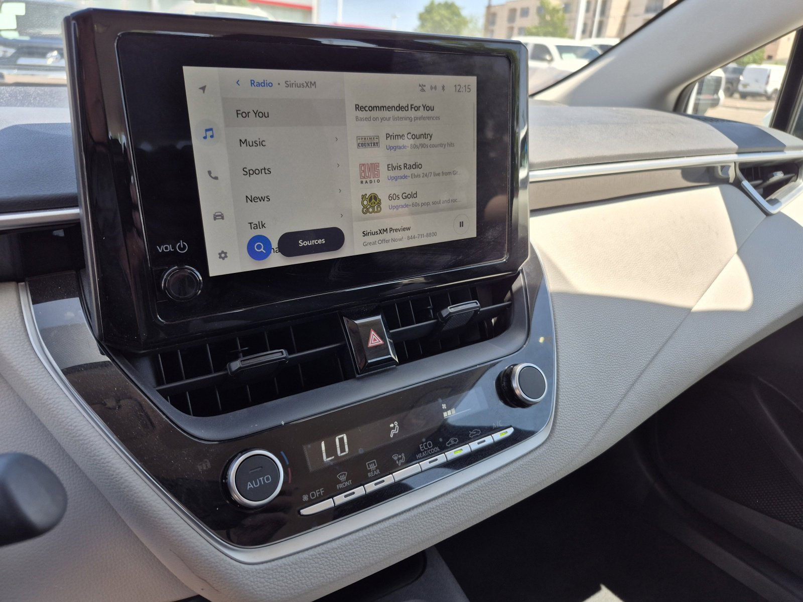 Used 2024 Toyota Corolla LE FWD image 11