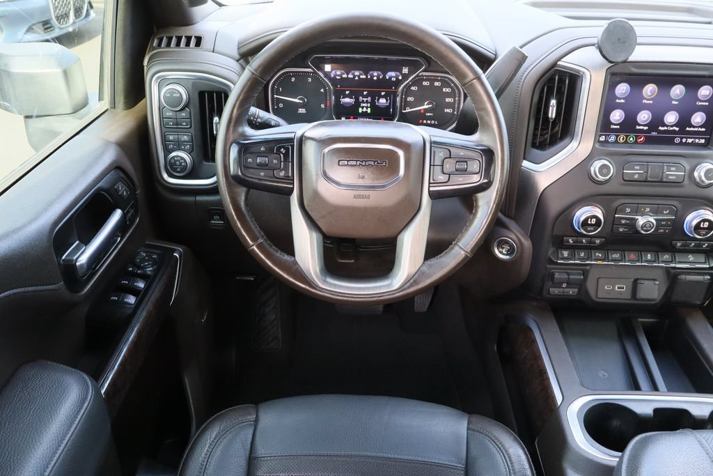 Used 2020 GMC Sierra 2500 Denali w/ Denali Ultimate Package AWD/4WD image 26