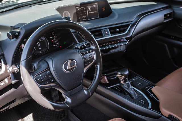 Used 2022 Lexus UX 250h w/ Accessory Package (Z1) AWD/4WD image 25