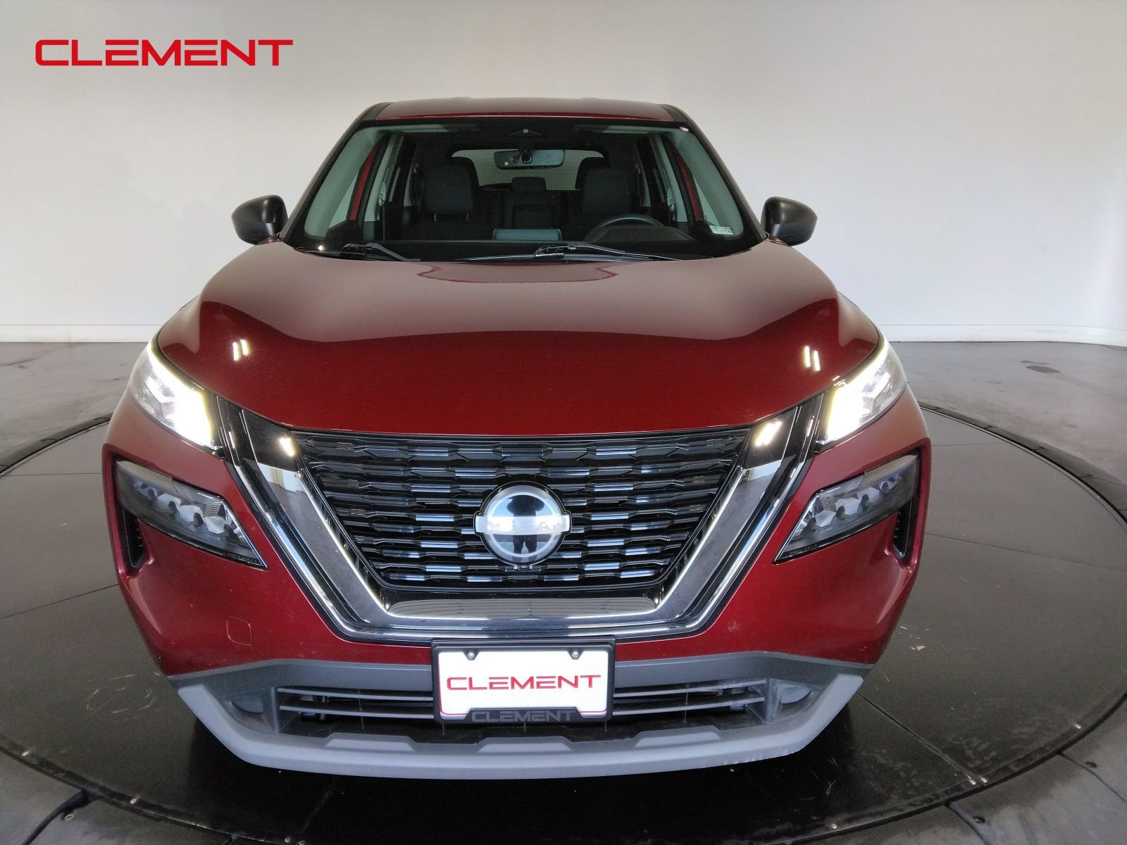 Used 2023 Nissan Rogue S video 2