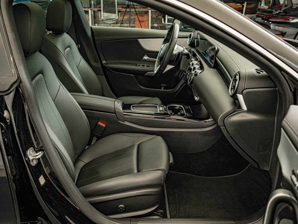 Certified 2025 Mercedes-Benz CLA 250 4MATIC image 20
