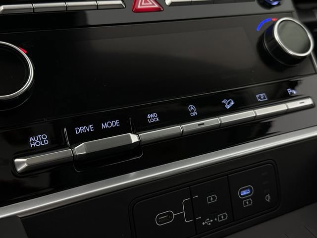 Used 2025 Hyundai Santa Fe SEL AWD/4WD image 39