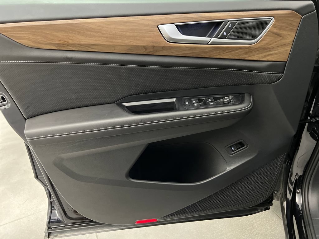 Used 2026 Volkswagen Atlas SE FWD image 14
