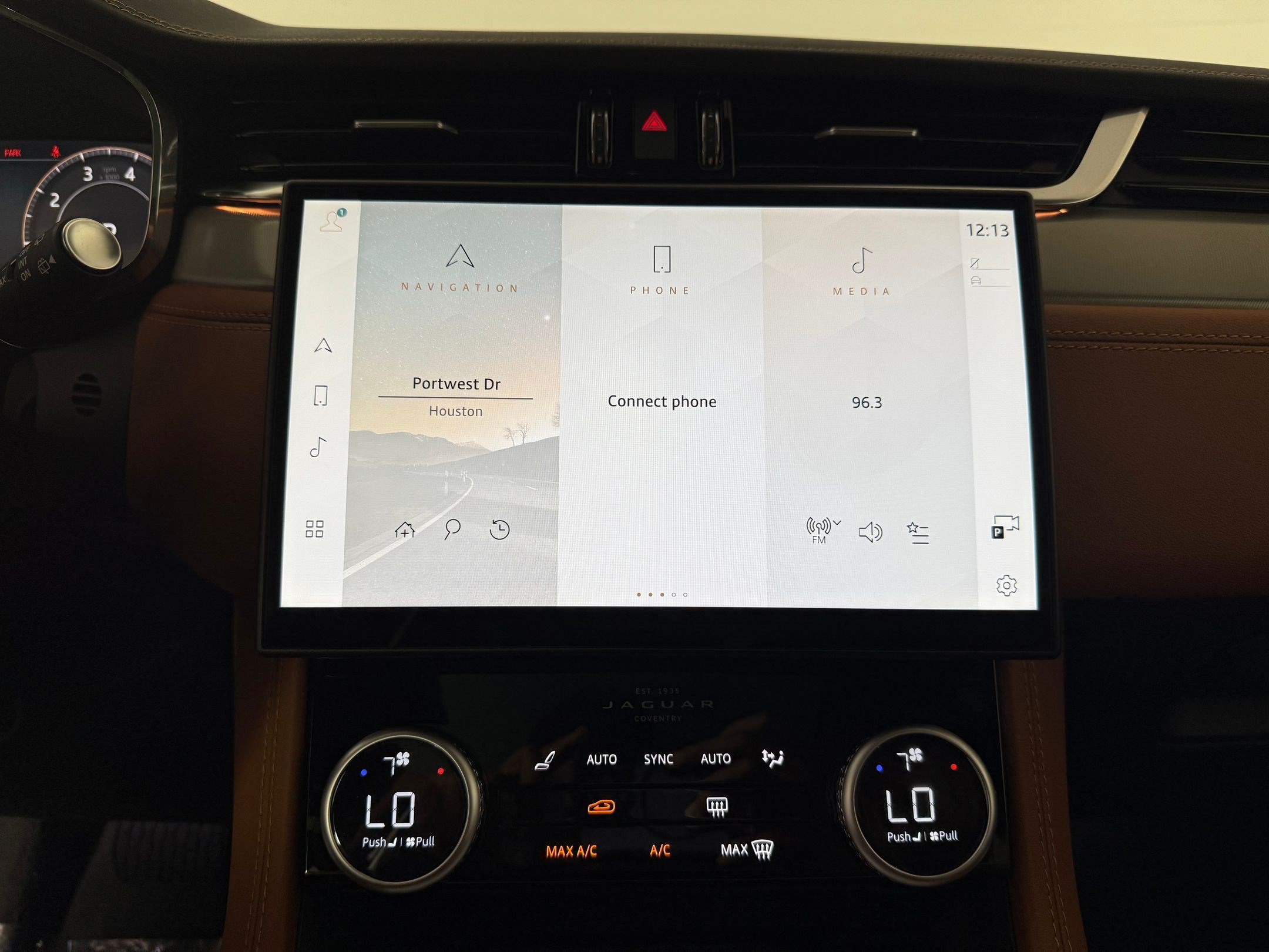 New 2026 Jaguar F-PACE R-Dynamic S AWD/4WD image 16