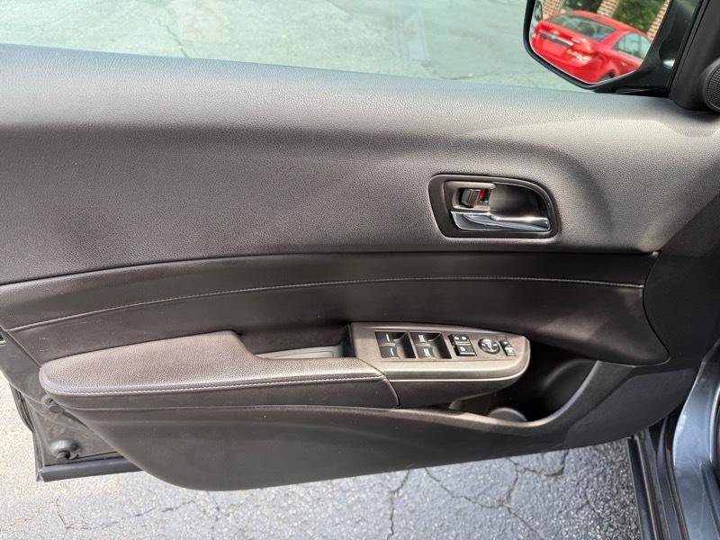 Used 2013 Acura ILX w/ Technology Package FWD image 26