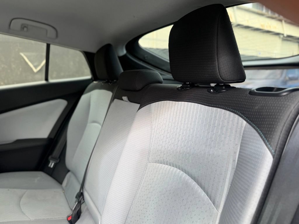 Used 2016 Toyota Prius Two FWD image 12