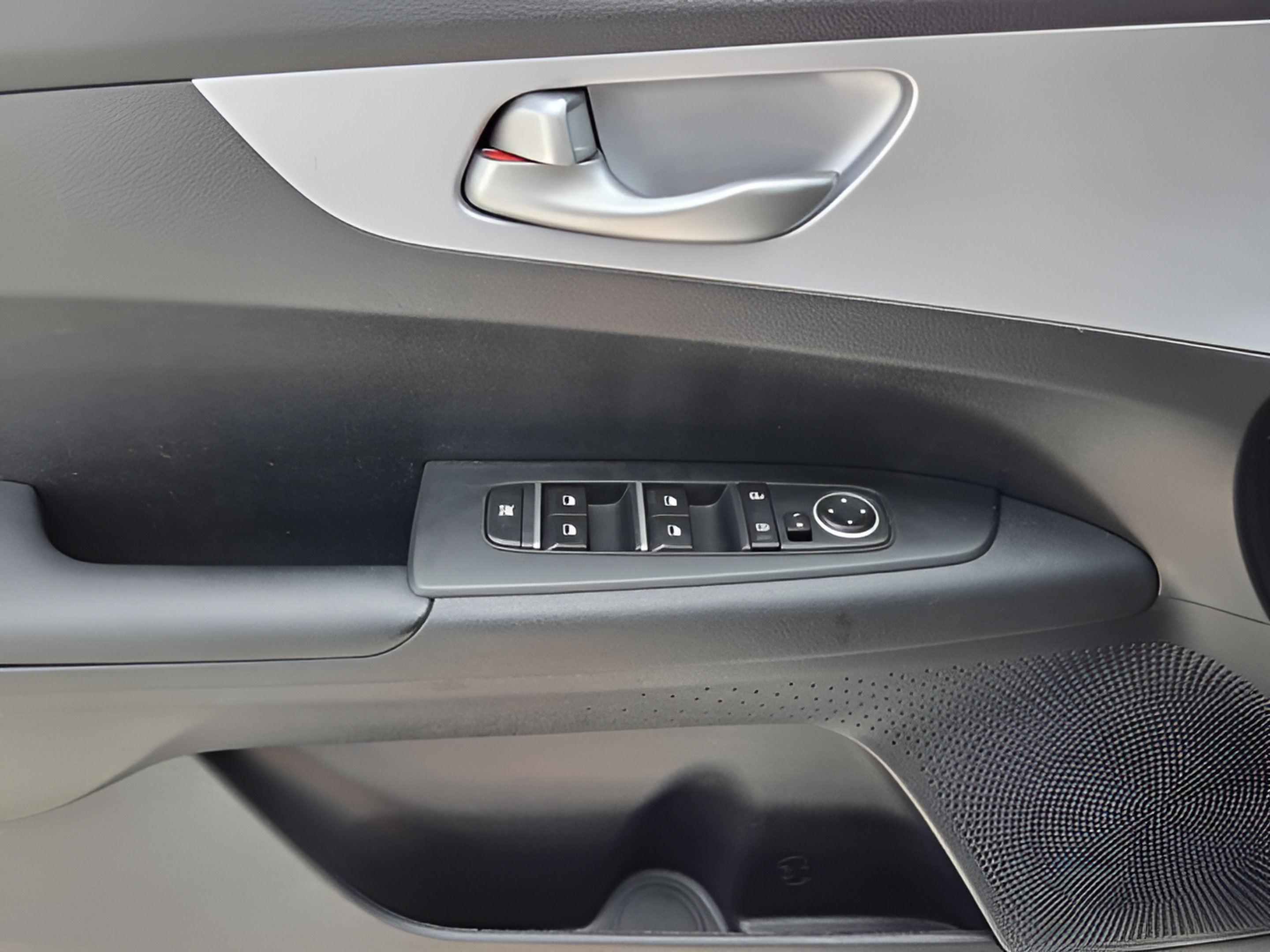 Used 2024 Kia Forte LXS FWD image 26