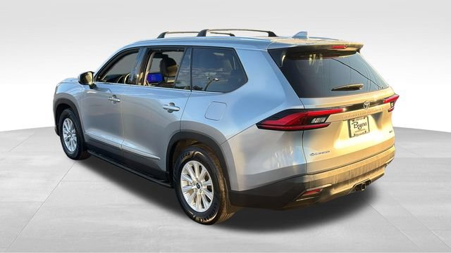 Used 2024 Toyota Grand Highlander AWD Hybrid image 6