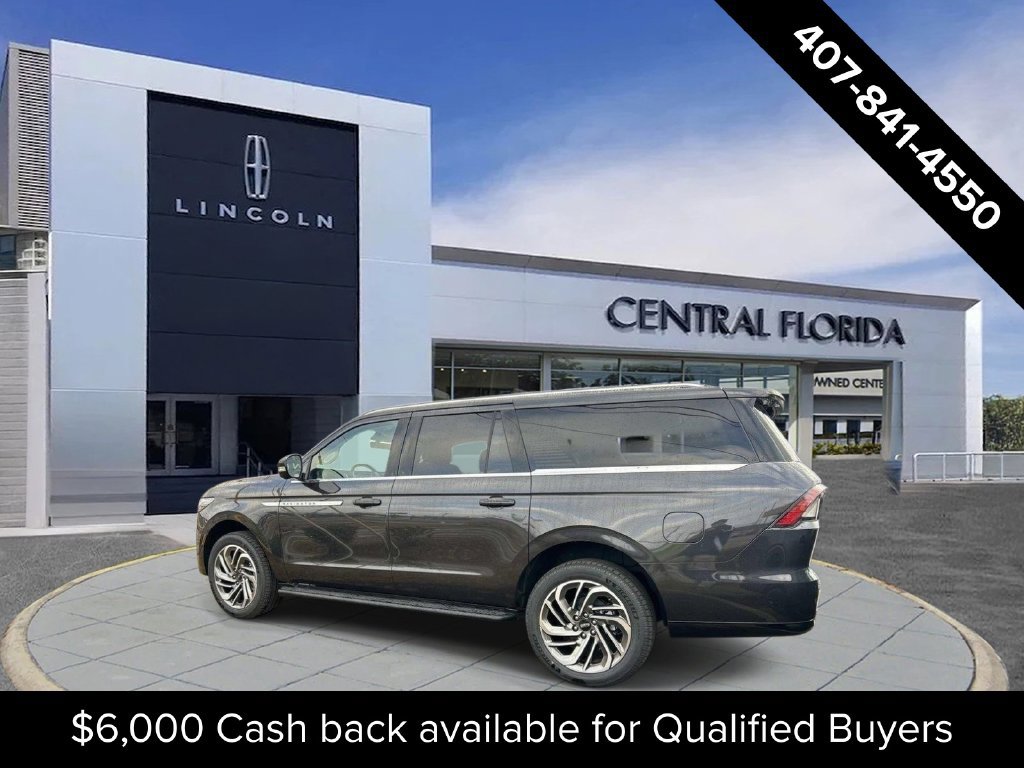 New 2026 Lincoln Navigator L Premier AWD/4WD image 4