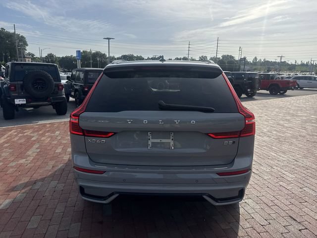 Used 2025 Volvo XC60 B5 Core w/ Protection Package Premier AWD/4WD image 13