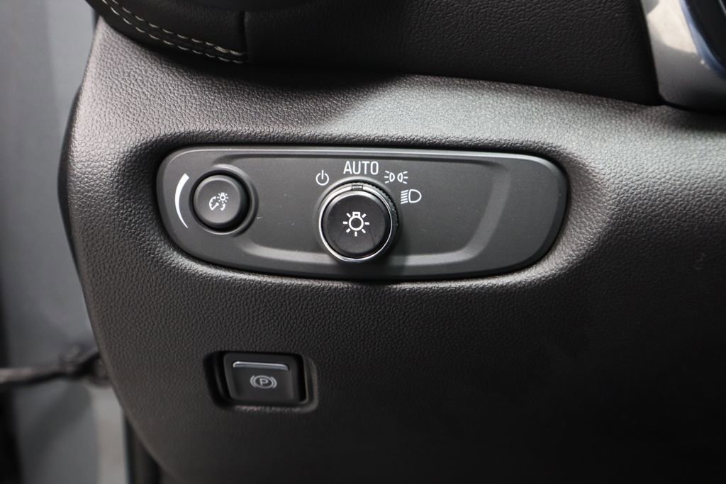 Used 2023 Chevrolet Blazer LT w/ LPO, Floor Liner Package FWD image 26