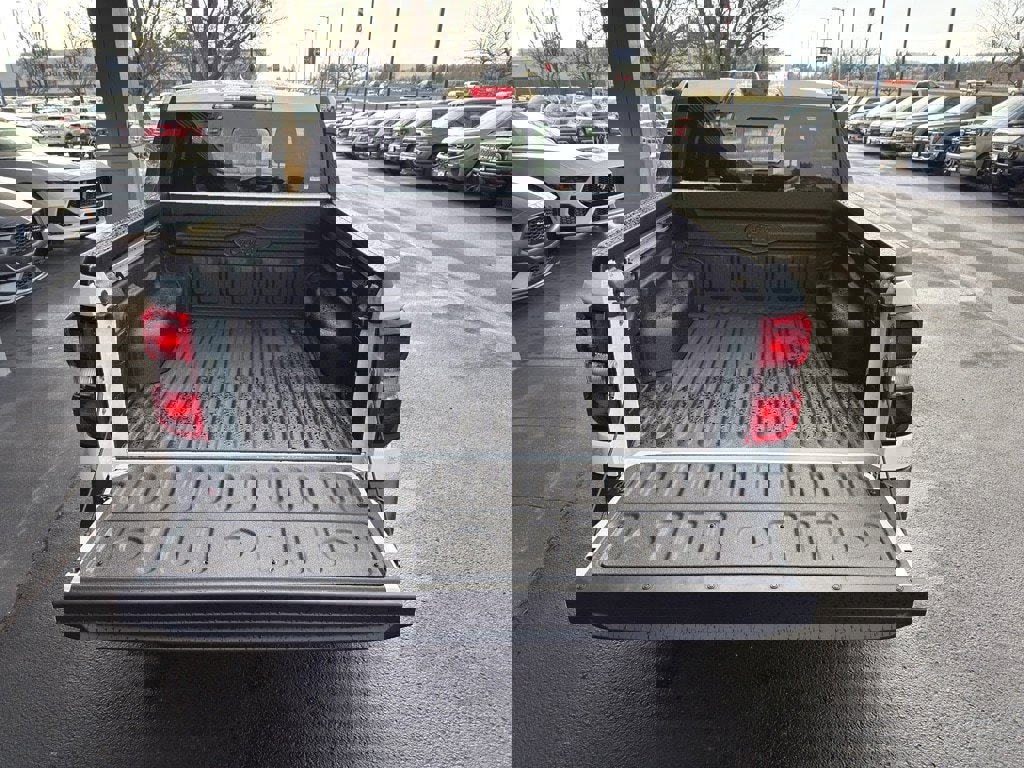 New 2026 Ford Maverick Lariat image 14