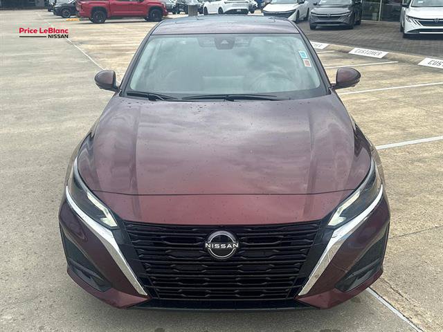 Certified 2025 Nissan Altima 2.5 SL FWD image 2