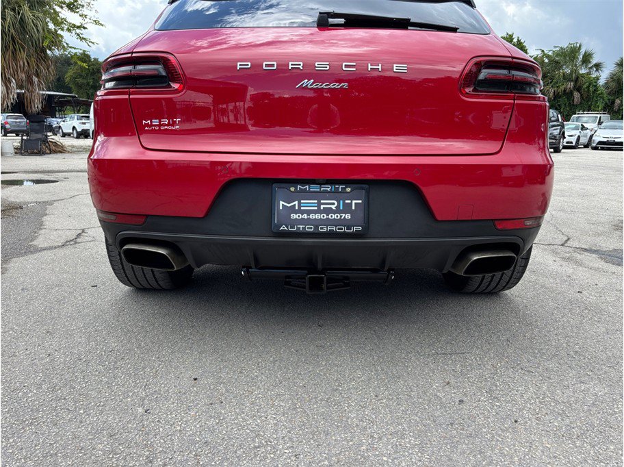 Used 2018 Porsche Macan Sport Edition AWD/4WD image 16