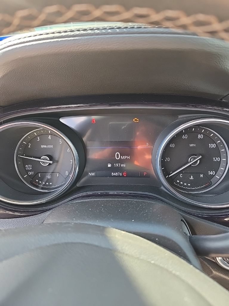 Used 2022 Buick Encore GX Select FWD image 2