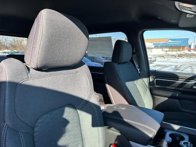 New 2026 RAM 1500 Big Horn AWD/4WD image 32