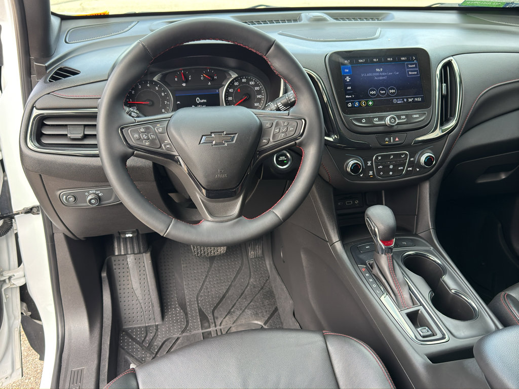 Used 2023 Chevrolet Equinox RS w/ RS Leather Package image 15