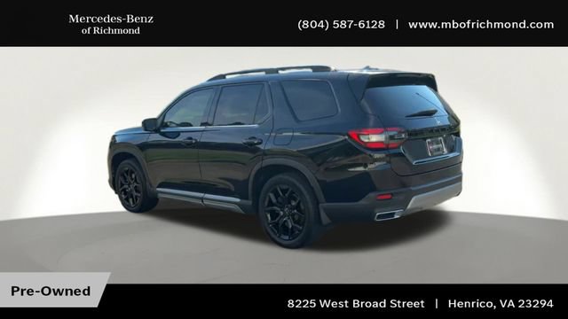 Used 2025 Honda Pilot Touring image 8