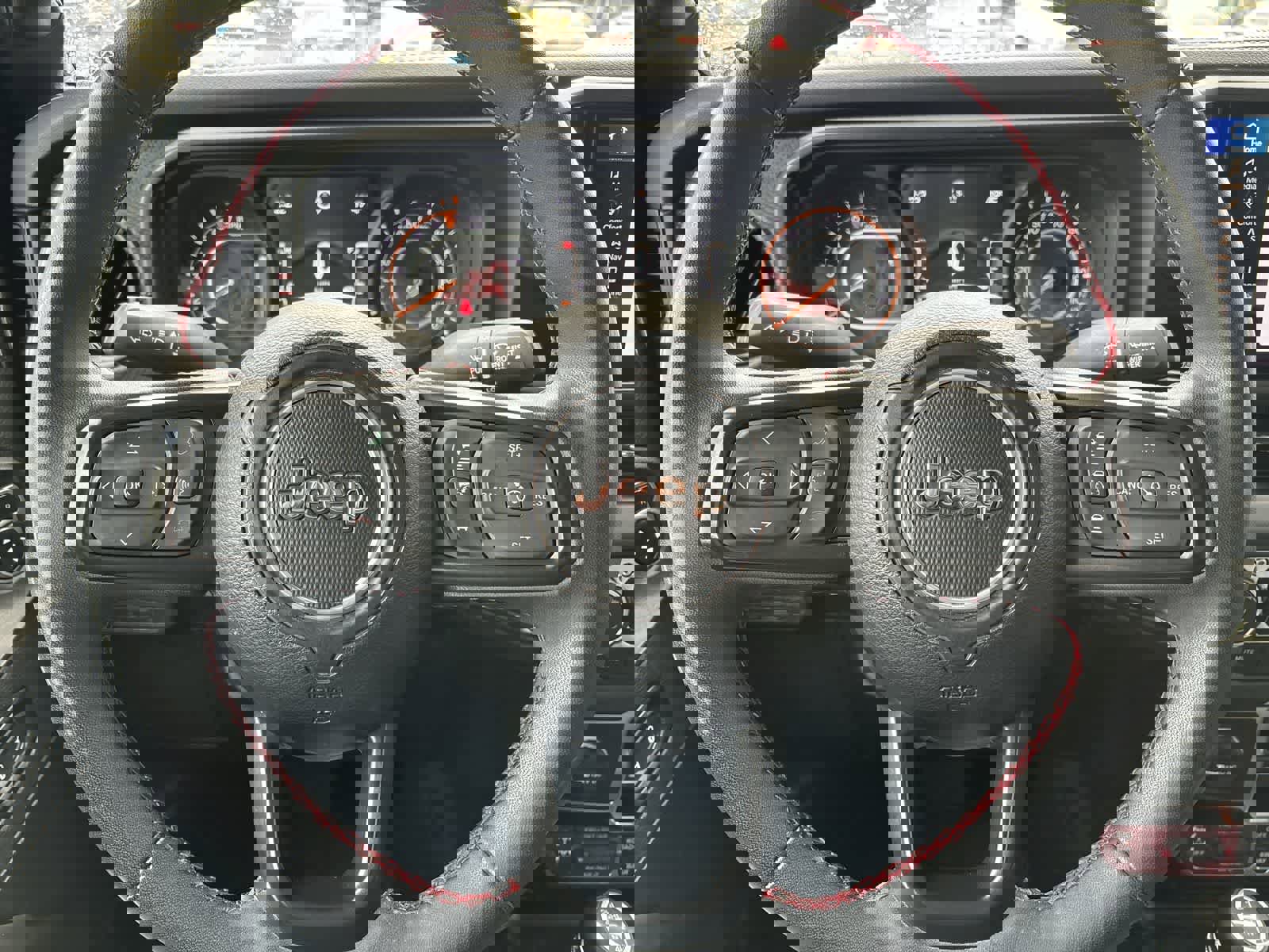 Used 2024 Jeep Gladiator Rubicon w/ Technology Group image 7