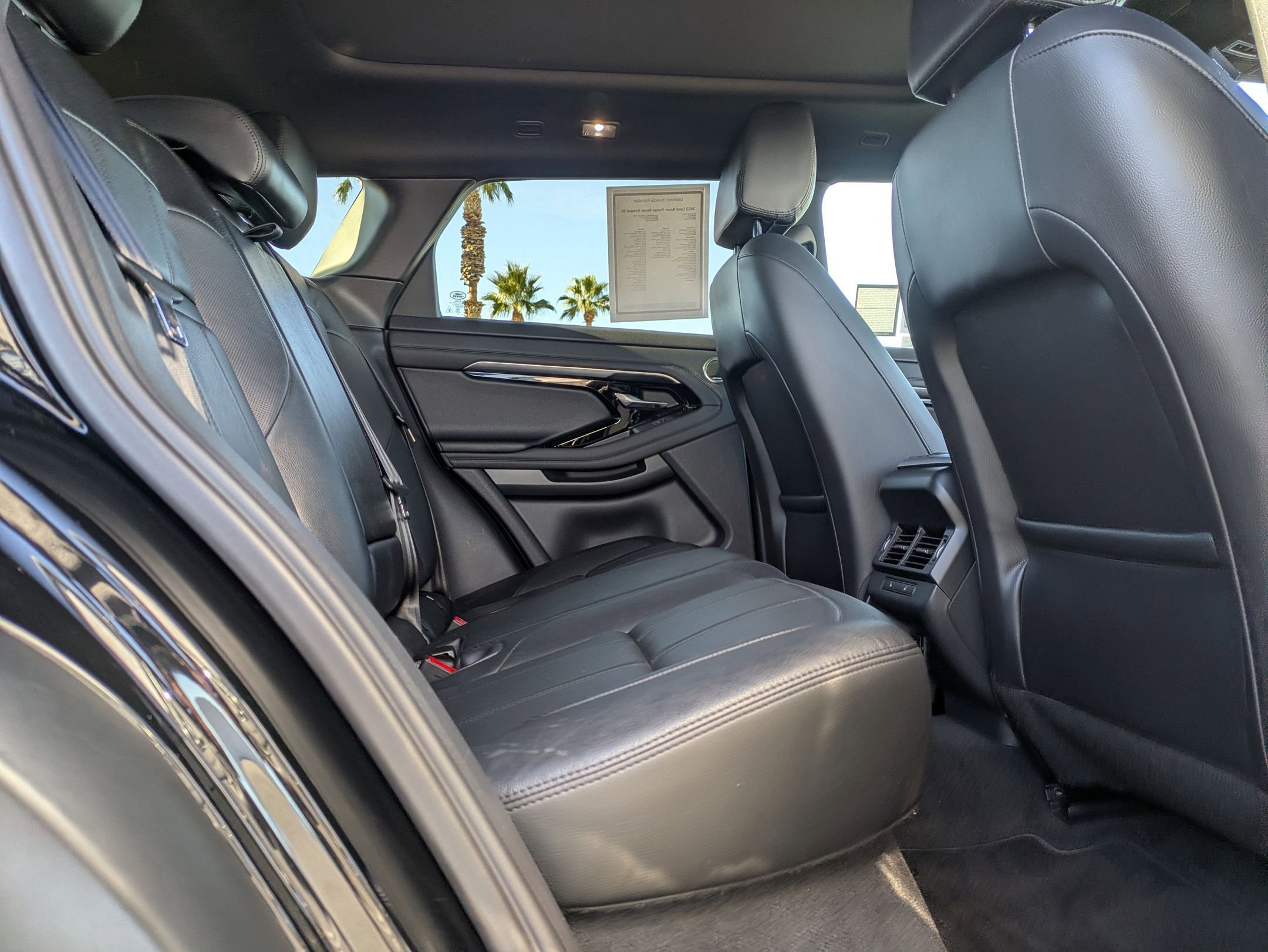 Used 2022 Land Rover Range Rover Evoque SE image 12