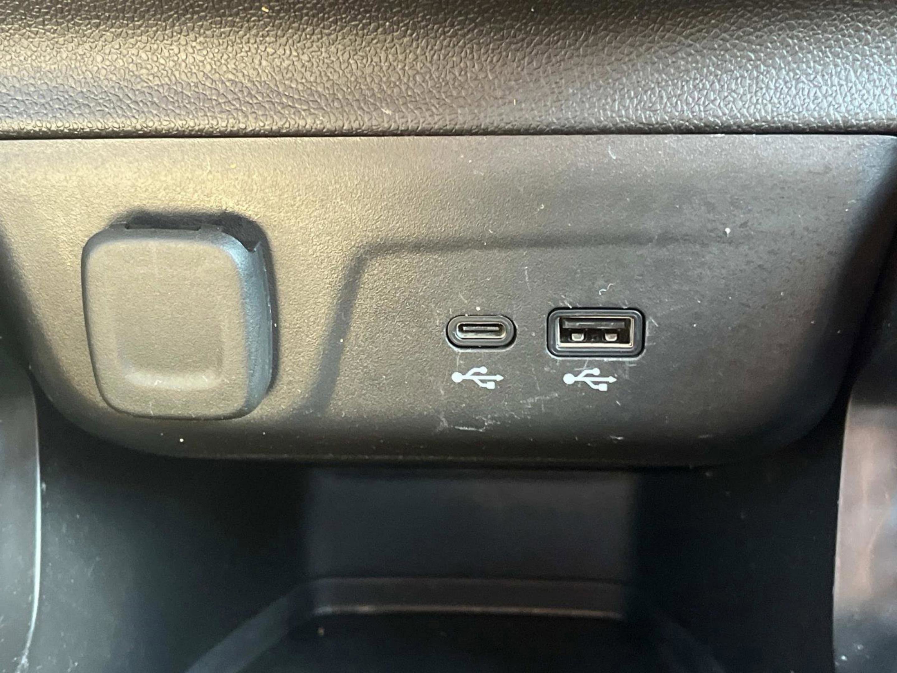 Used 2025 Chevrolet TrailBlazer LT image 26