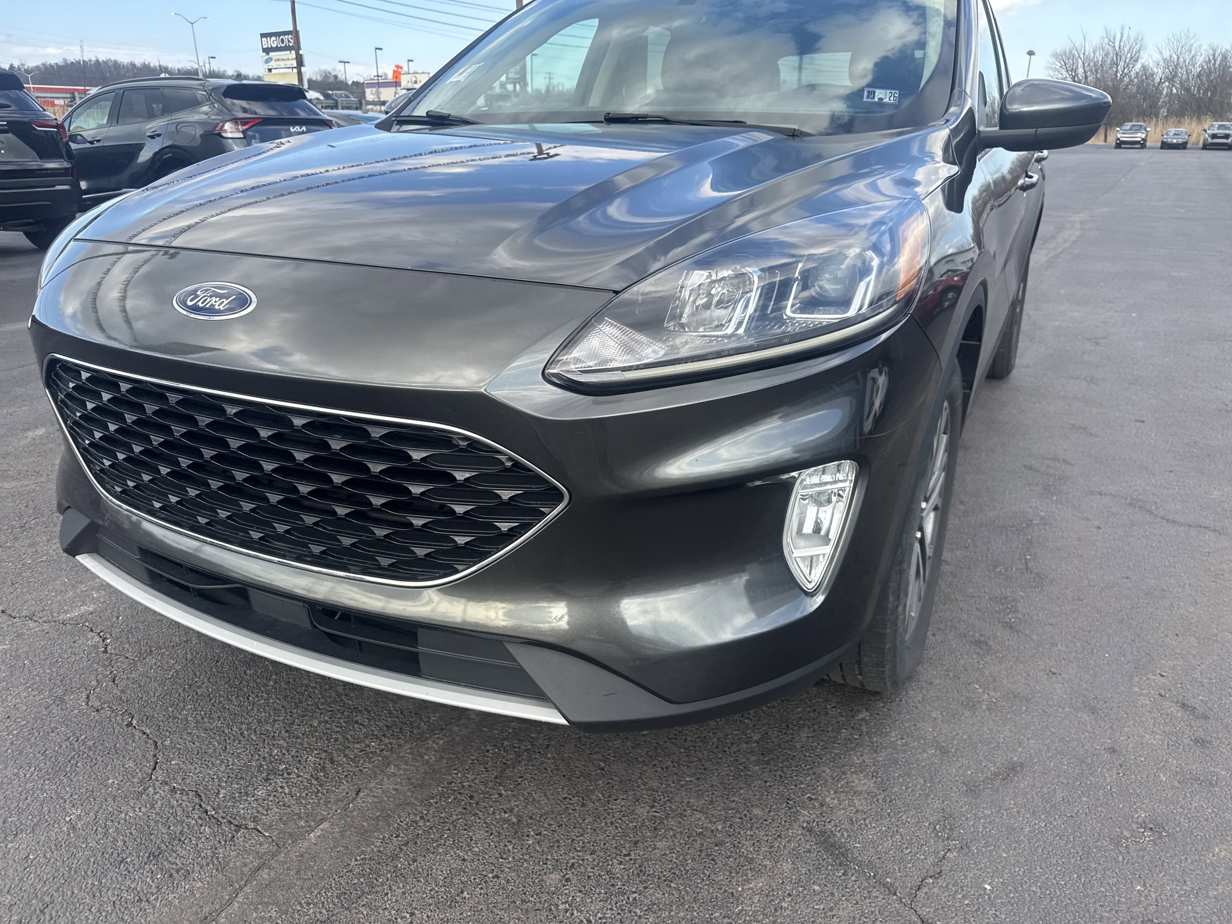 Used 2020 Ford Escape SEL image 10