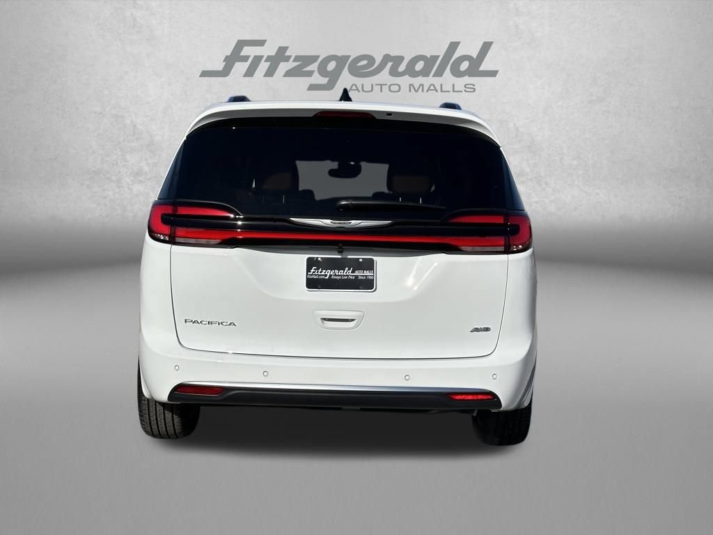New 2026 Chrysler Pacifica Pinnacle AWD/4WD image 6