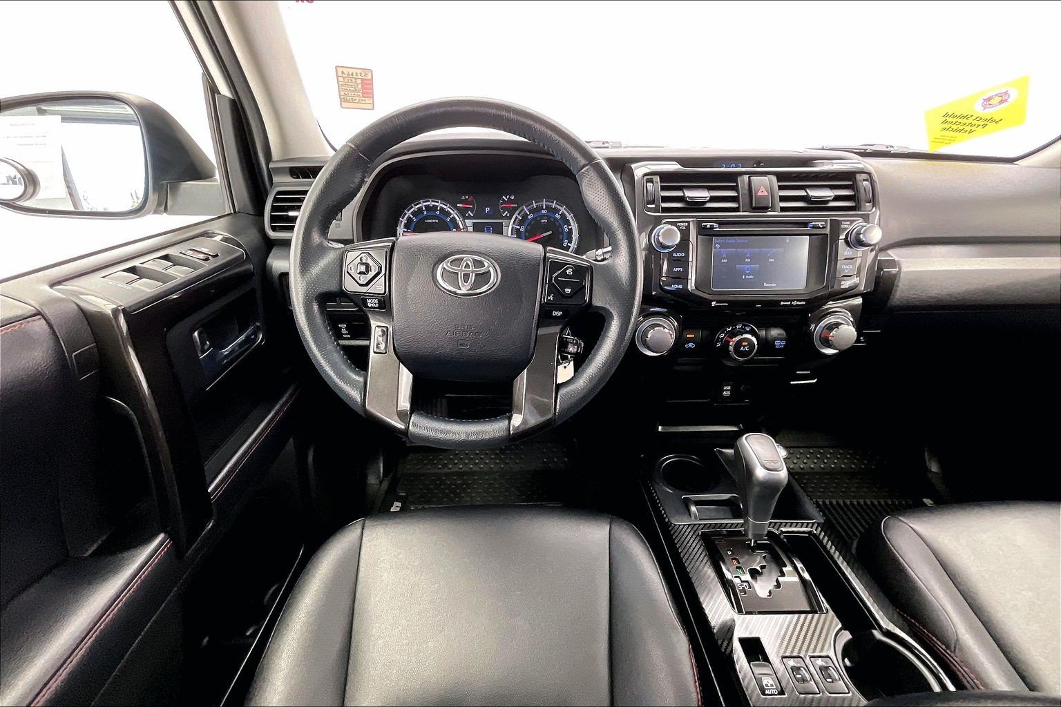 Used 2017 Toyota 4Runner TRD Off-Road Premium AWD/4WD image 4