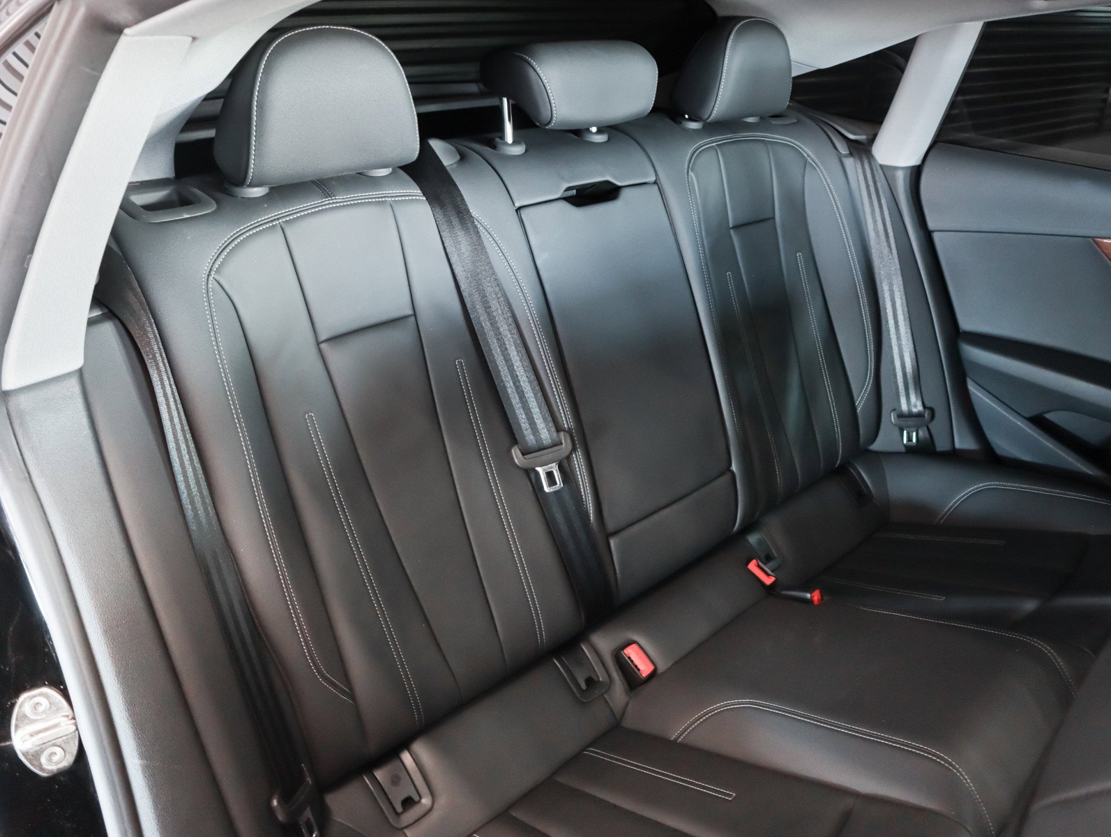 Used 2023 Audi A5 2.0T Premium image 11