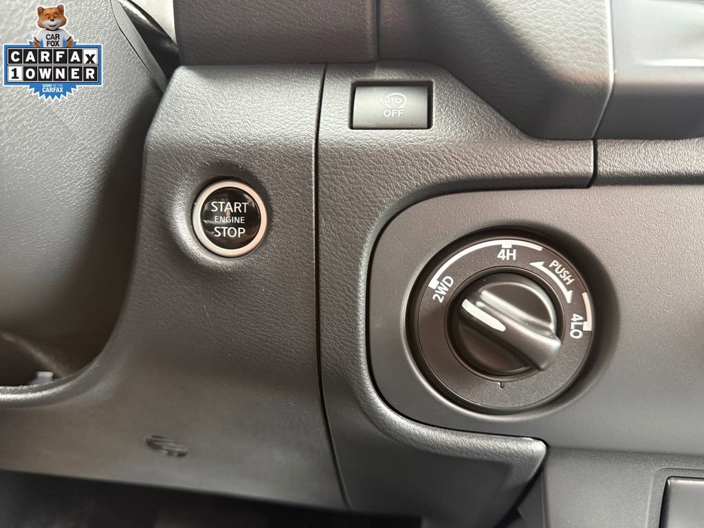 Certified 2025 Nissan Frontier SV AWD/4WD image 11