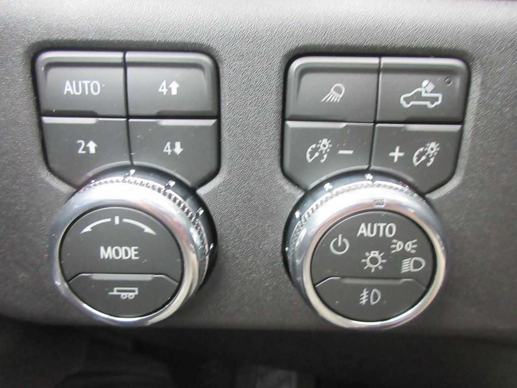 New 2026 GMC Sierra 3500 SLE w/ SLE Value Package image 17