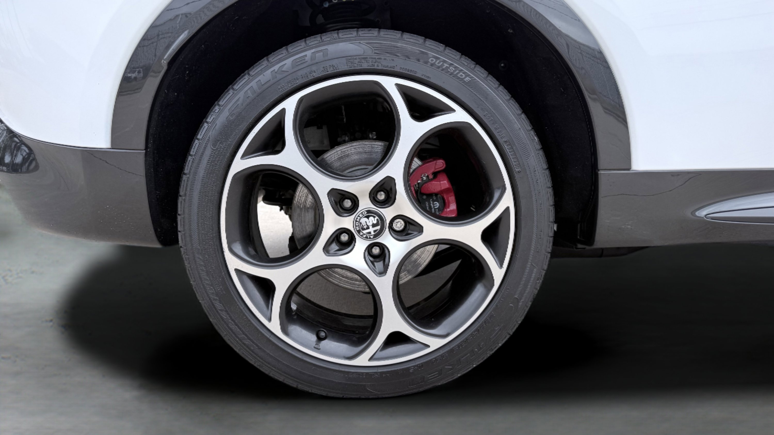 Used 2024 Alfa Romeo Tonale Veloce image 10