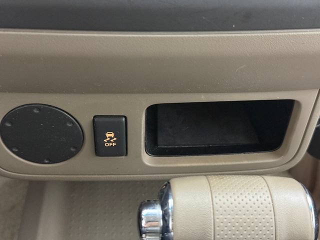 Used 2014 Nissan Frontier SV RWD image 17