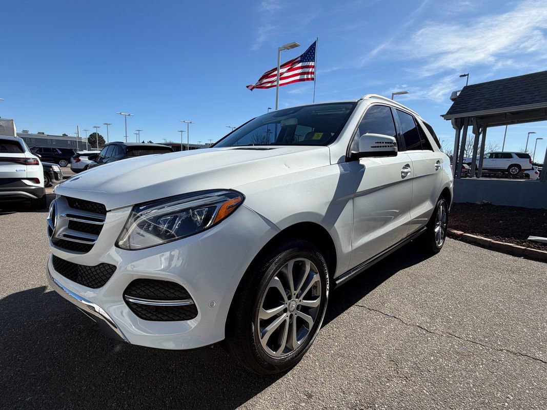 Used 2017 Mercedes-Benz GLE 350 4MATIC w/ Premium 2 Package image 3