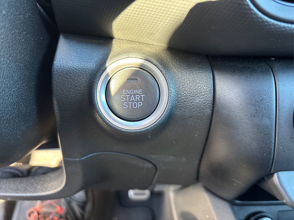 Used 2023 Hyundai Kona N Line image 31