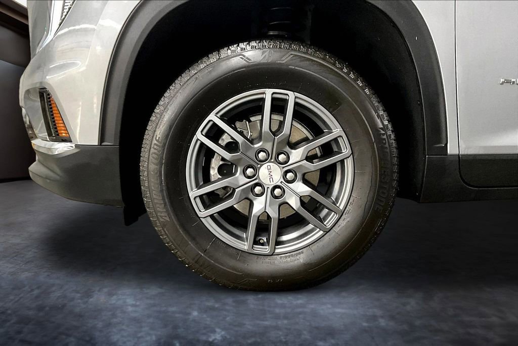 Used 2025 GMC Acadia Elevation image 34
