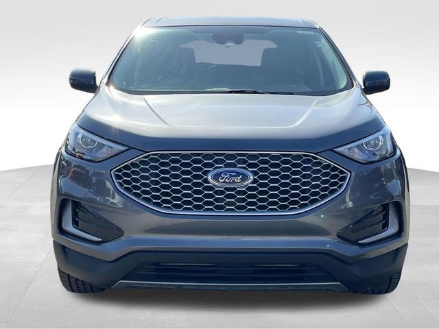 Used 2024 Ford Edge SEL image 2