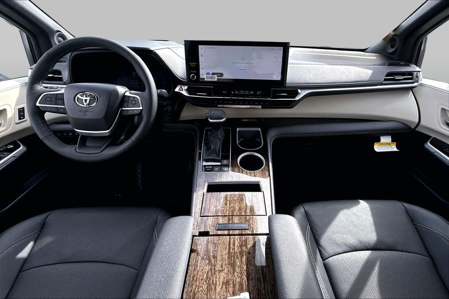 New 2026 Toyota Sienna Platinum AWD/4WD image 5