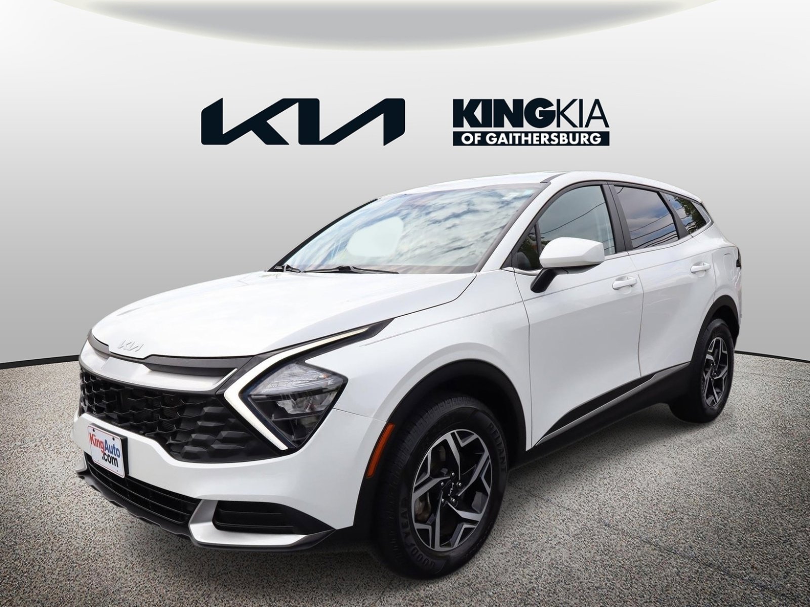 Used 2023 Kia Sportage LX AWD/4WD image 8