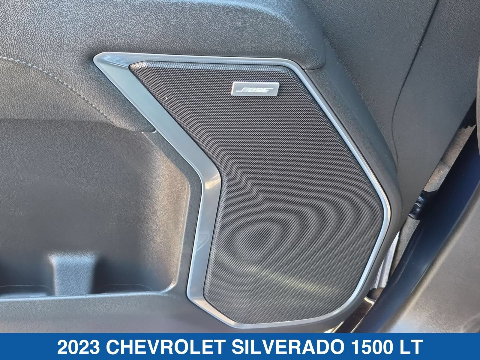 Used 2023 Chevrolet Silverado 1500 LT AWD/4WD image 14