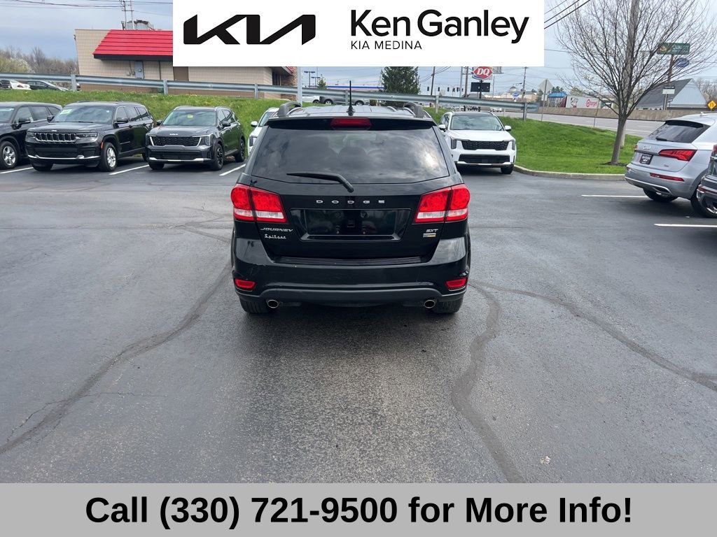 Used 2017 Dodge Journey SXT w/ Comfort/Convenience Group image 11