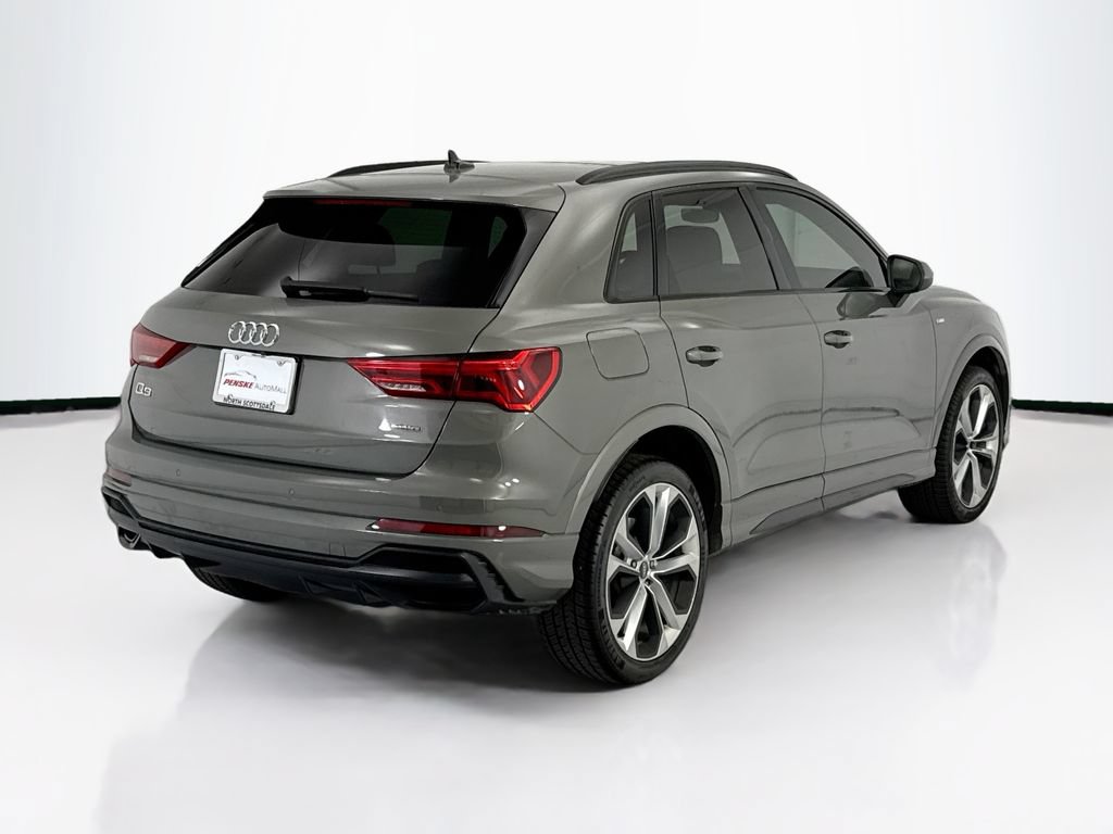 Used 2021 Audi Q3 2.0T Premium w/ Convenience Package AWD/4WD image 5