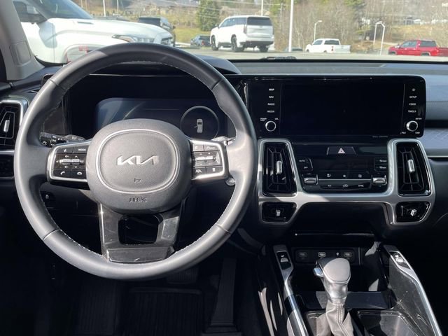 Used 2023 Kia Sorento SX image 14