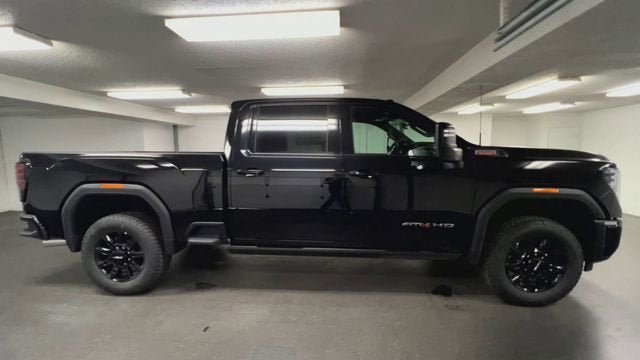 New 2026 GMC Sierra 2500 AT4 w/ AT4 Premium Plus Package AWD/4WD image 9