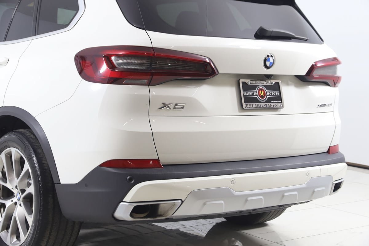 Used 2022 BMW X5 xDrive40i w/ Premium Package AWD/4WD image 24