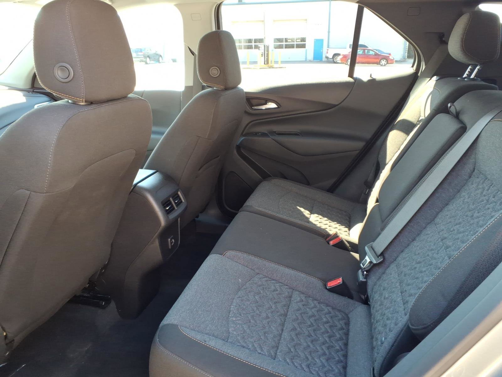 Used 2024 Chevrolet Equinox LT FWD image 25
