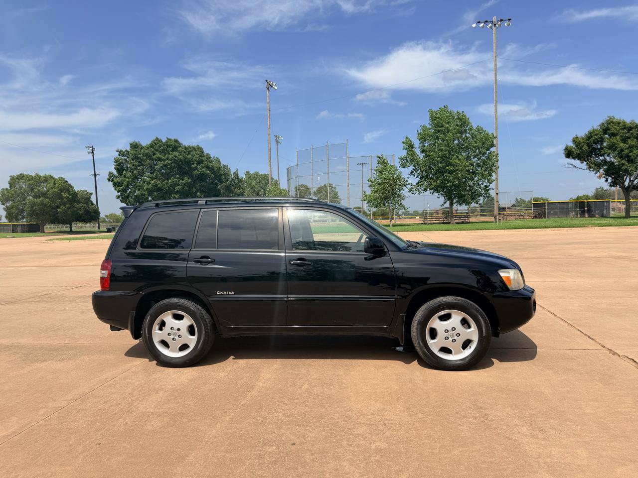 Used 2006 Toyota Highlander Limited AWD/4WD image 29