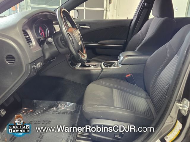 Used 2023 Dodge Charger SXT image 5
